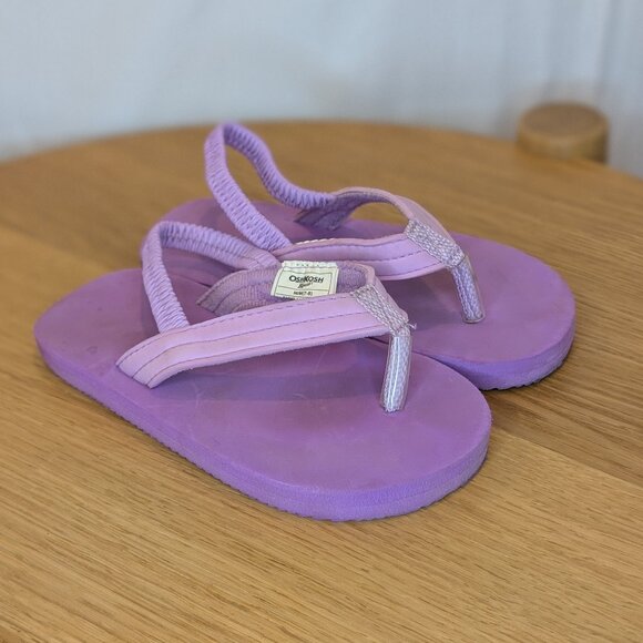 FREE WITH PURCHASE Oshkosh Flip Flops with Back Strap - Picture 1 of 4